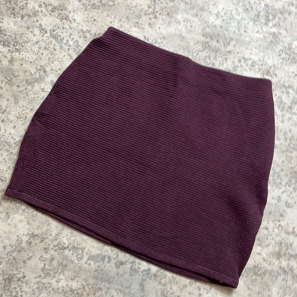 Wilfred Free Tribeck Skirt - Picture 2 of 6